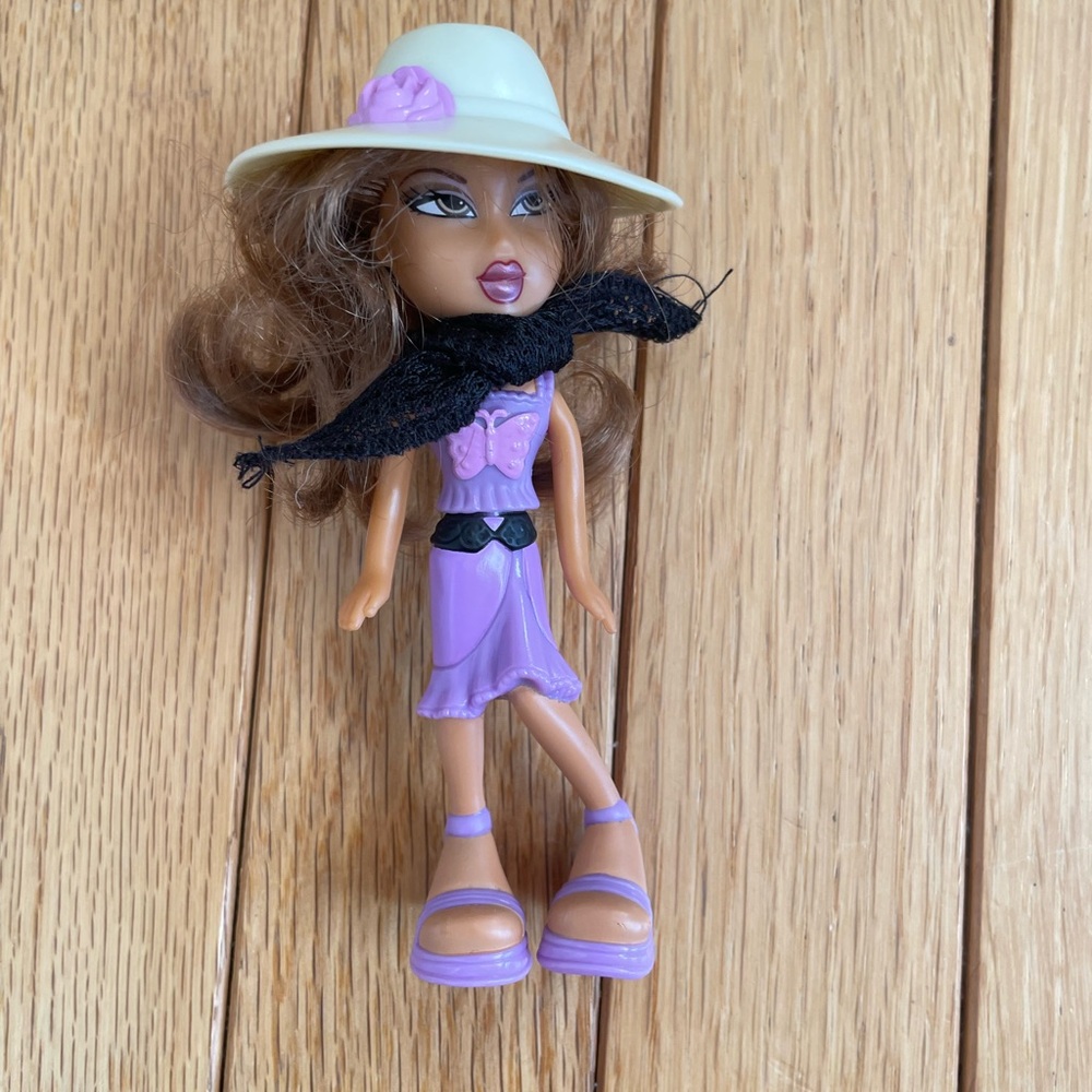 Vintage 5” Bratz Yasmin Doll